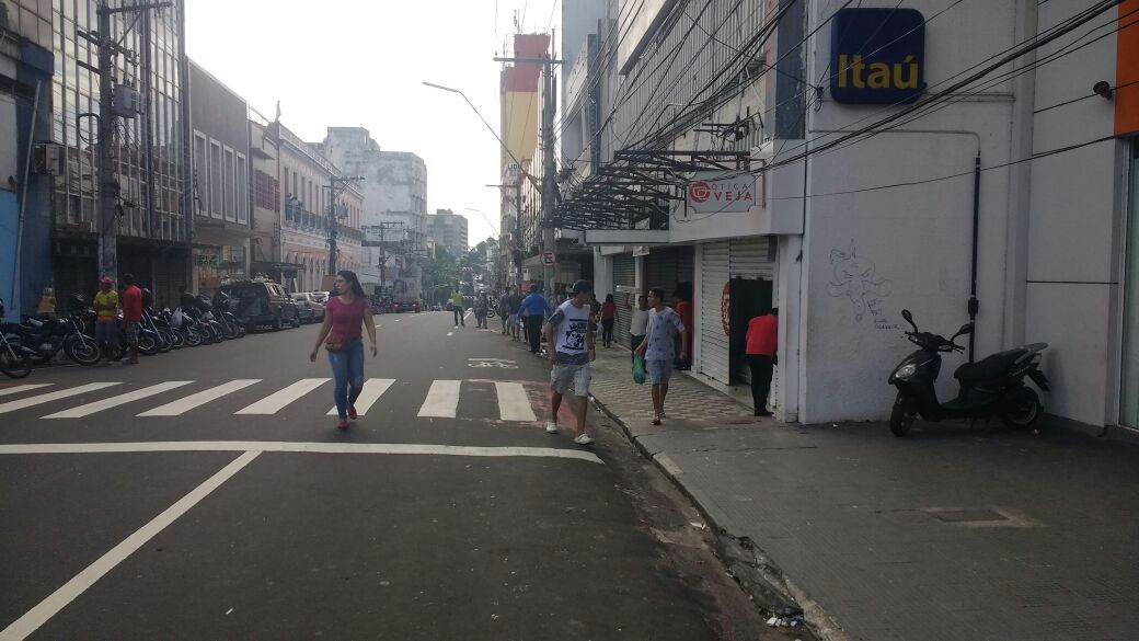 Suposto arrastão gera panico no centro de Manaus - Imagens via Whatsapp