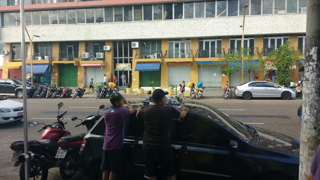 Suposto arrastão gera panico no centro de Manaus - Imagens via Whatsapp